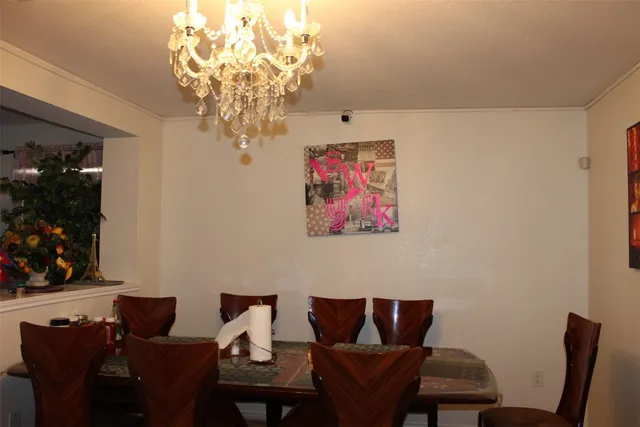 $2,400 | 11052 Kirkoswald Road, Austin, TX 78754