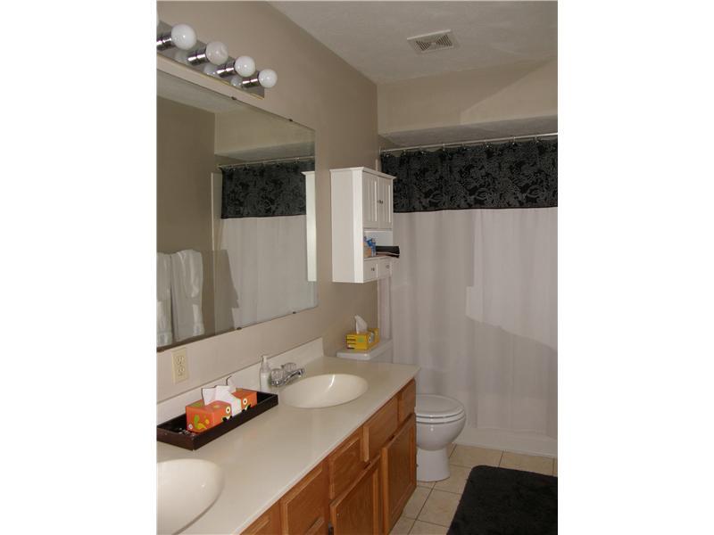 7562 Meadow Ridge Drive Fishers, IN 46038 - Photo 18 of 23 Gallery Image 18
