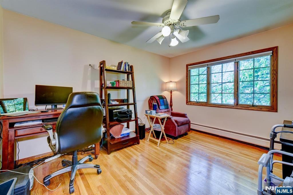 11 Yellow Brick Road Wayne, NJ 07470 - Photo 25 of 41