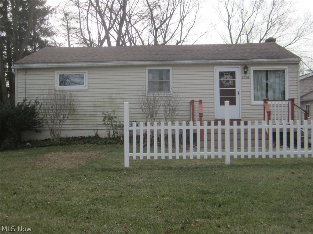 1774 Reimer Road Wadsworth, OH 44281 - Photo 1 of 17