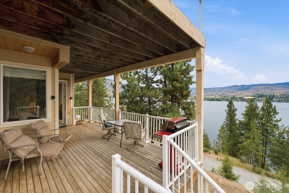 7371 Ridgeview Drive Chelan, WA 98816 - Photo 22 of 40