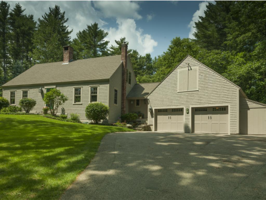 26 Godfrey Cove Road York, ME 03909 - Photo 1 of 32 Gallery Image 1