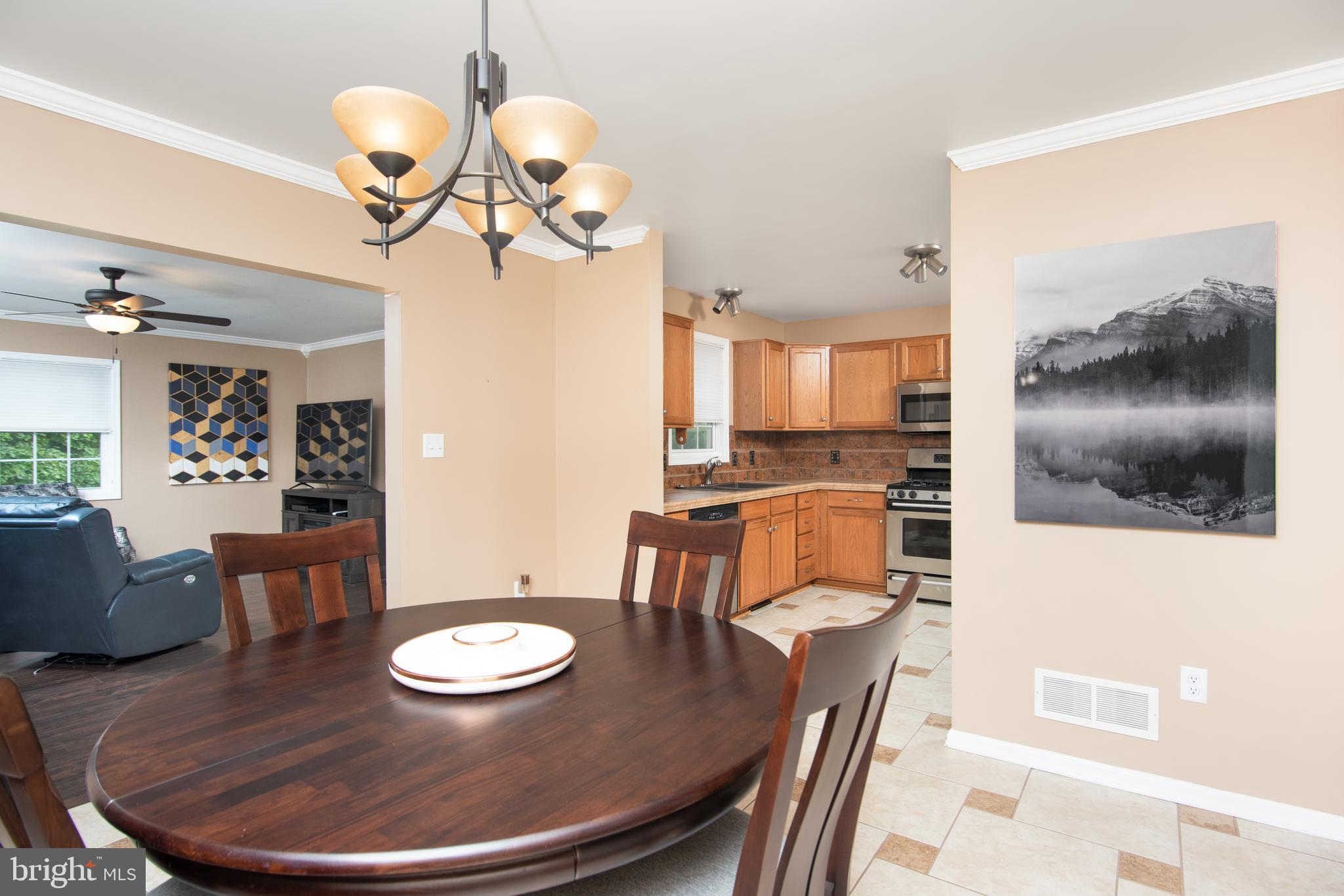 7705 Jonestown Road Harrisburg, PA 17112 - Photo 6 of 28 Gallery Image 6