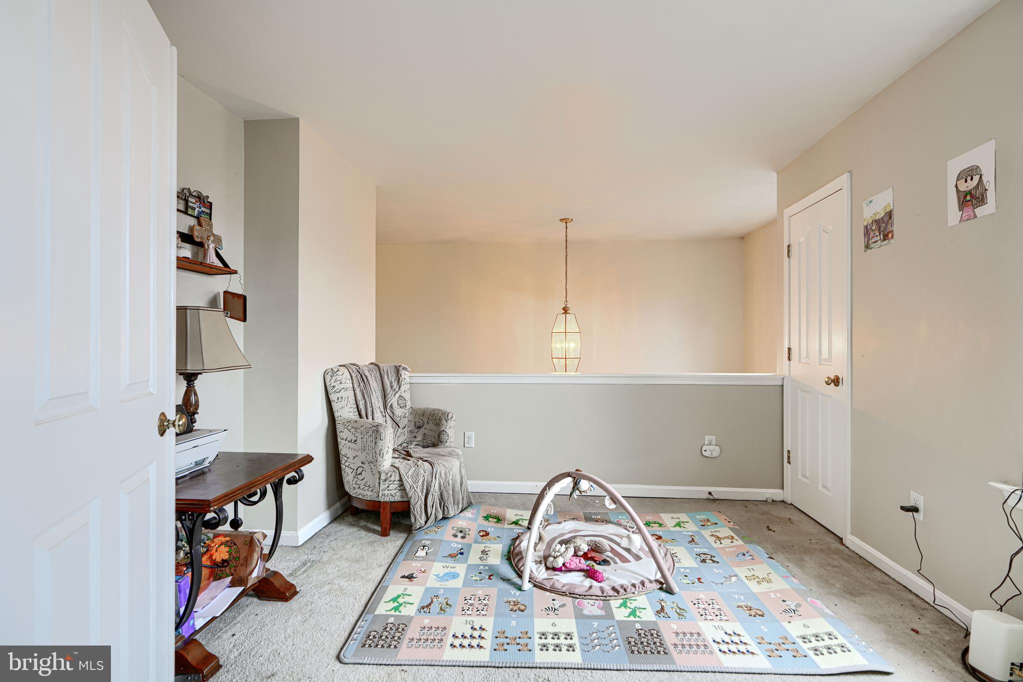24 Ches Haven Road Earleville, MD 21919 - Photo 33 of 73 a view of a livingroom with furniture