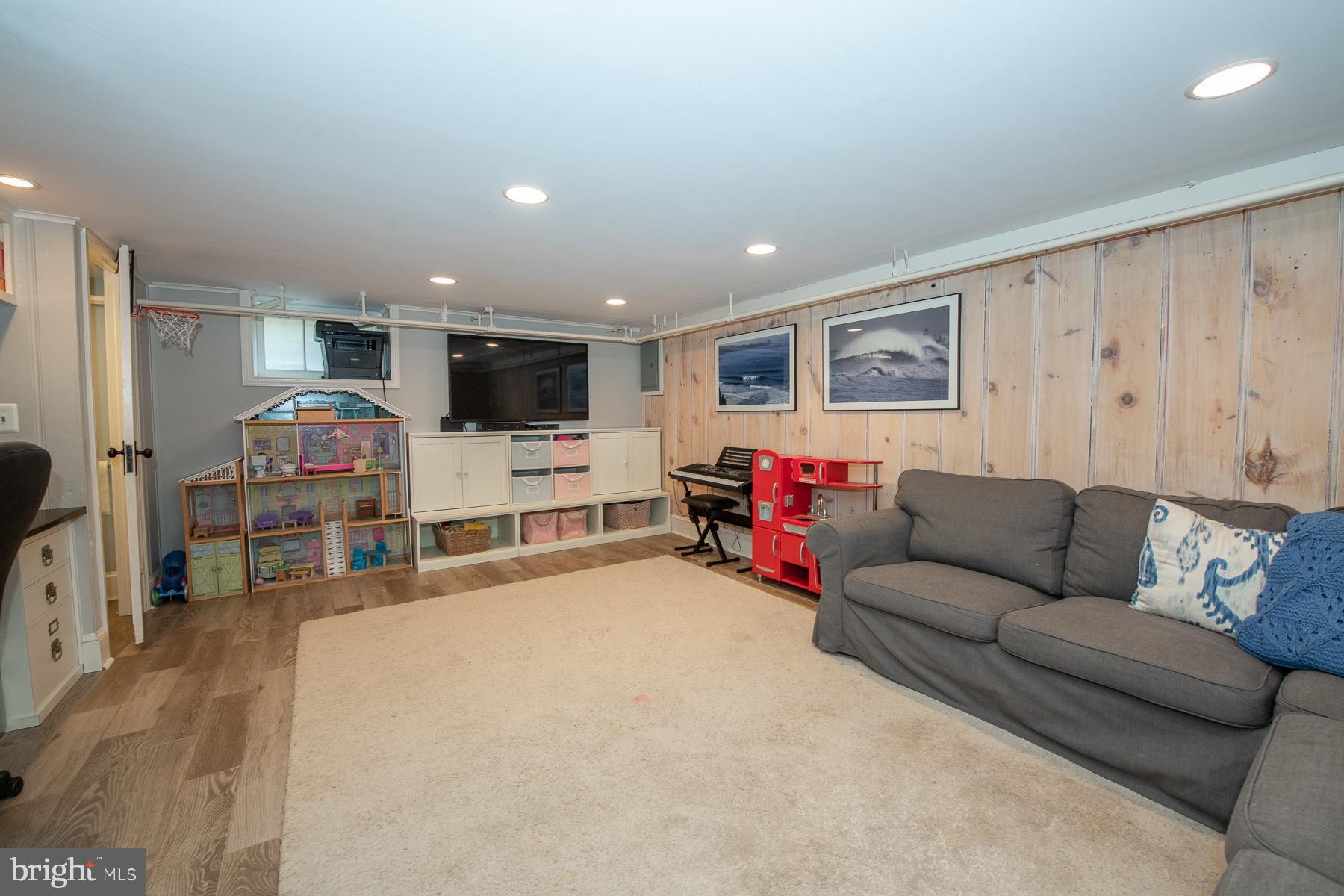 103 Crosshill Road Wynnewood, PA 19096 - Photo 36 of 43