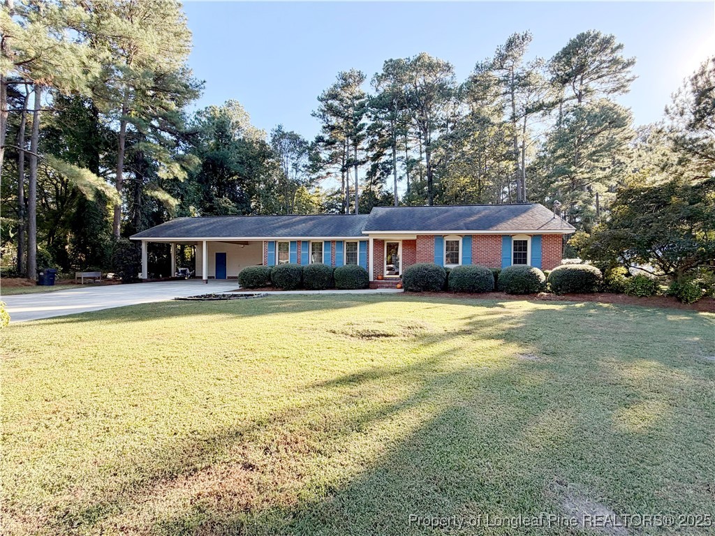 328 Windsor Road Lumberton, NC 28358 - Photo 3 of 37 Gallery Image 3