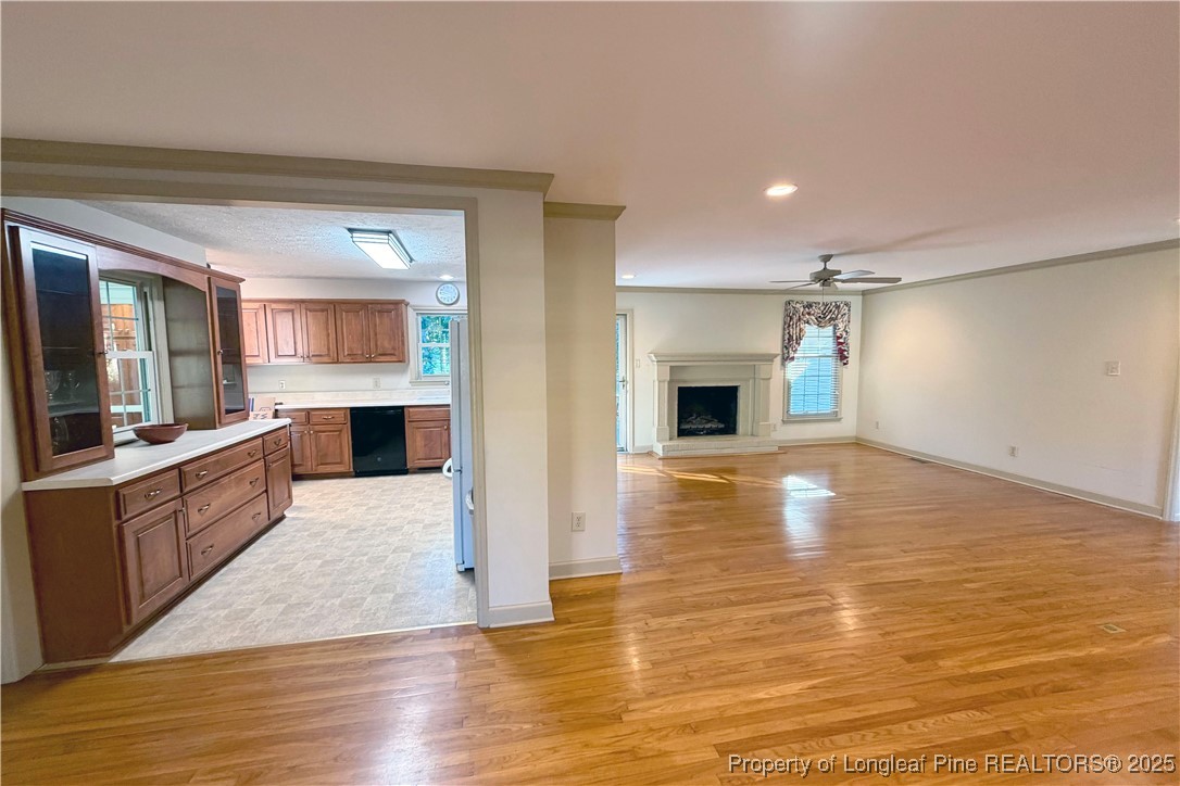 328 Windsor Road Lumberton, NC 28358 - Photo 7 of 37 Gallery Image 7