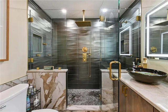 $240,000 | 308 River Oaks Drive, Destrehan, LA 70047