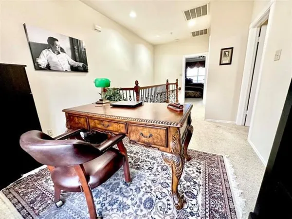 $2,500 | 402 Oakbrook Drive, Lewisville, TX 75057