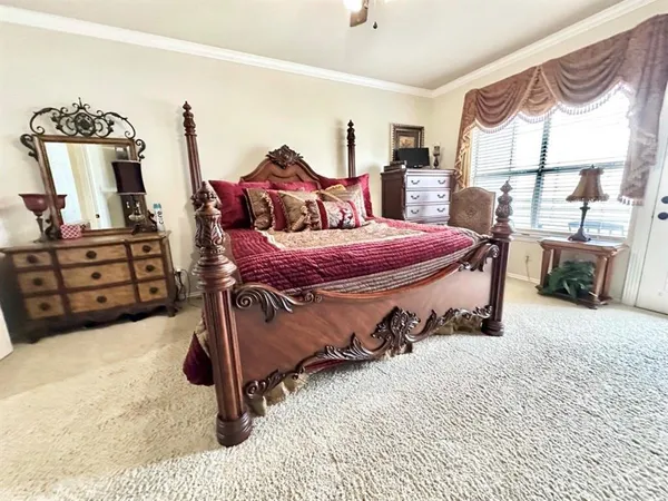 $2,500 | 402 Oakbrook Drive, Lewisville, TX 75057