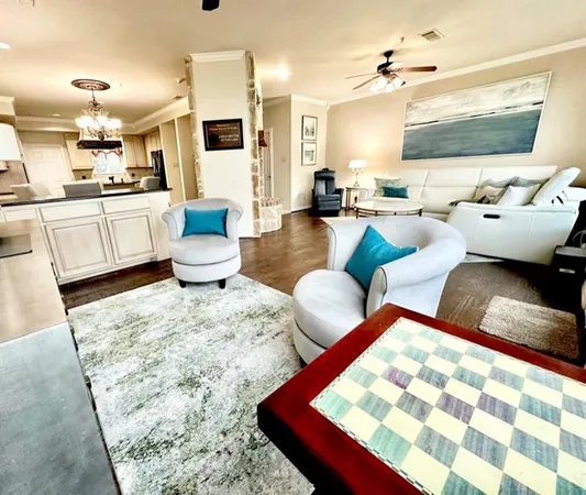 $2,500 | 402 Oakbrook Drive, Lewisville, TX 75057