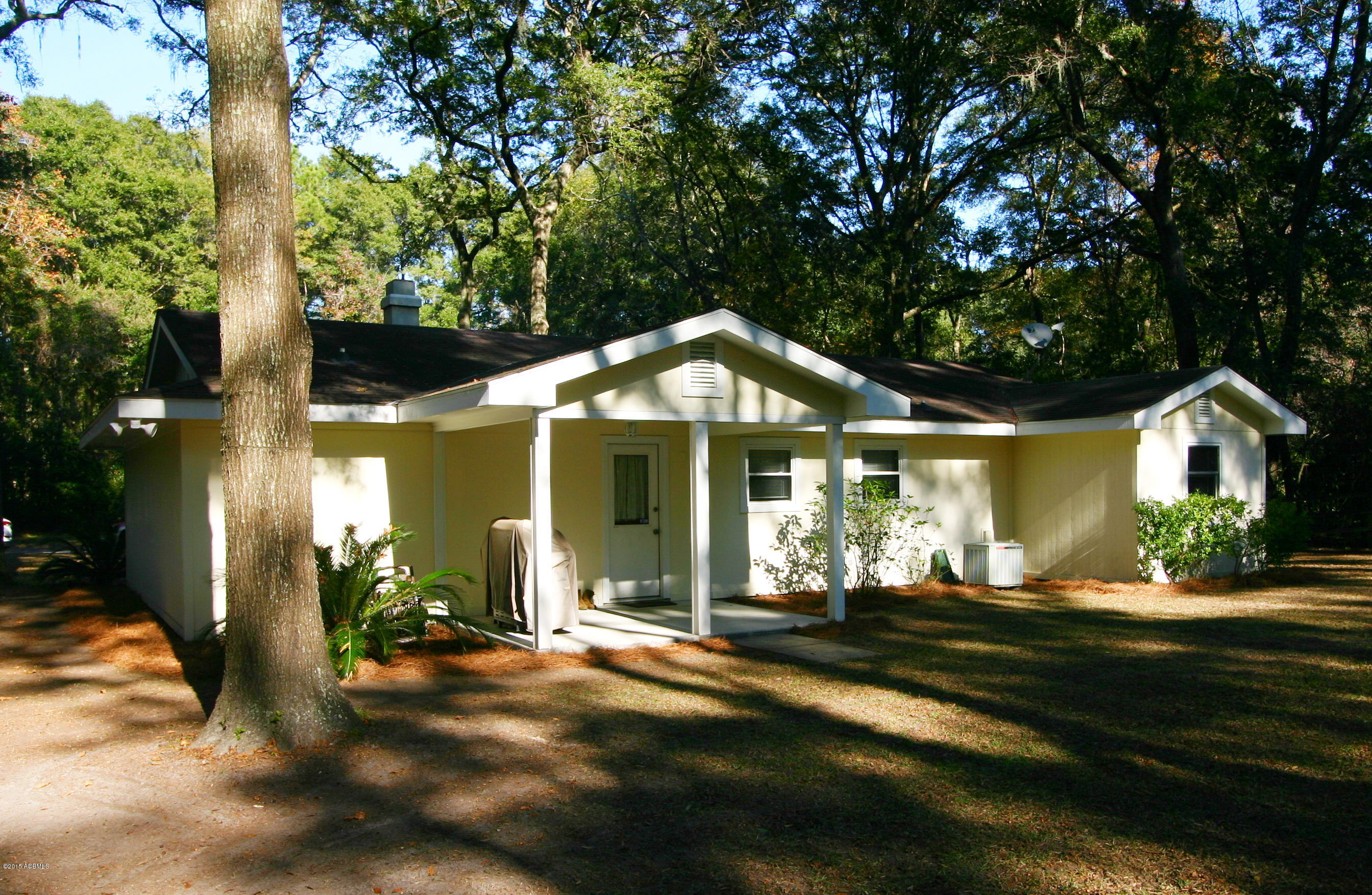 17 Factory Creek Road Beaufort, SC 29907 - Photo 21 of 27 rear of house
