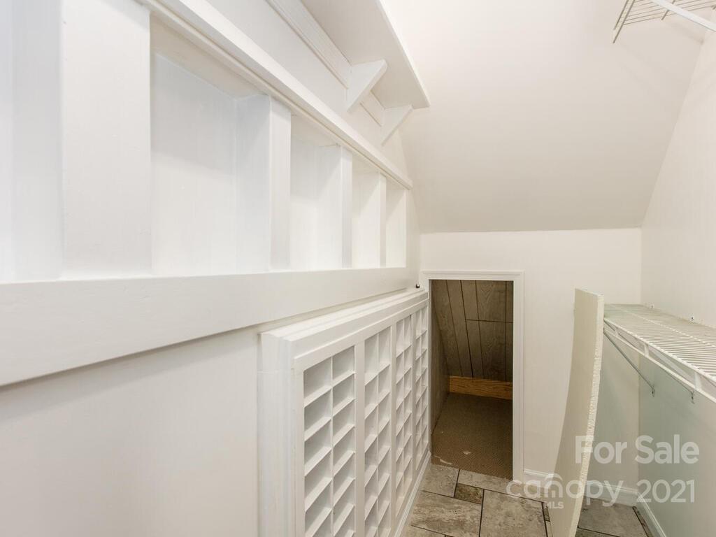 20 Brooks Branch Road Leicester, NC 28748 - Photo 32 of 40 a view of an empty walk in closet