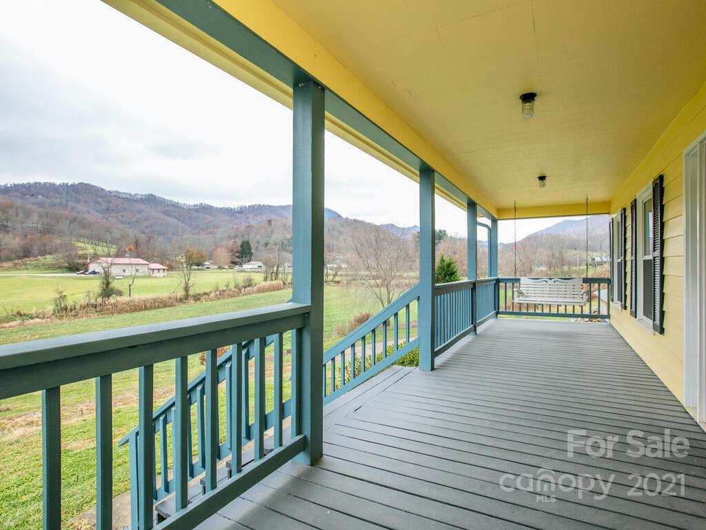 20 Brooks Branch Road Leicester, NC 28748 - Photo 9 of 40 a view of balcony with furniture