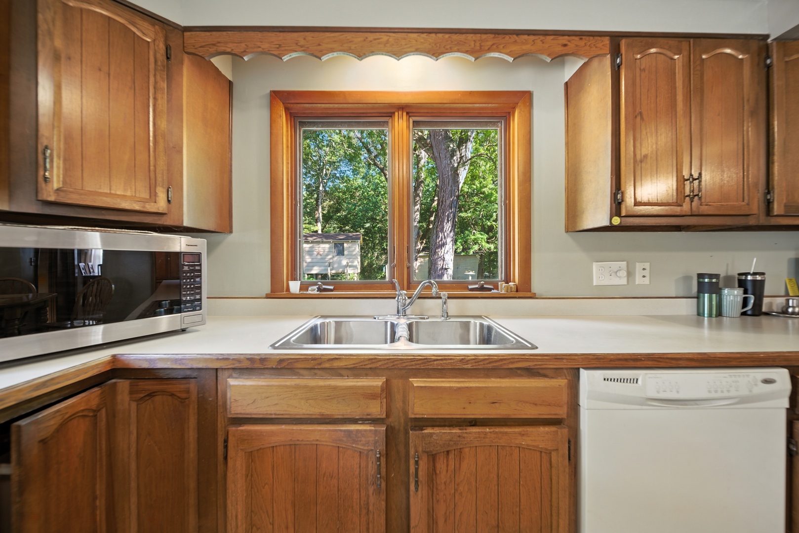 8505 South Clinton Street Dixon, IL 61021 - Photo 9 of 53