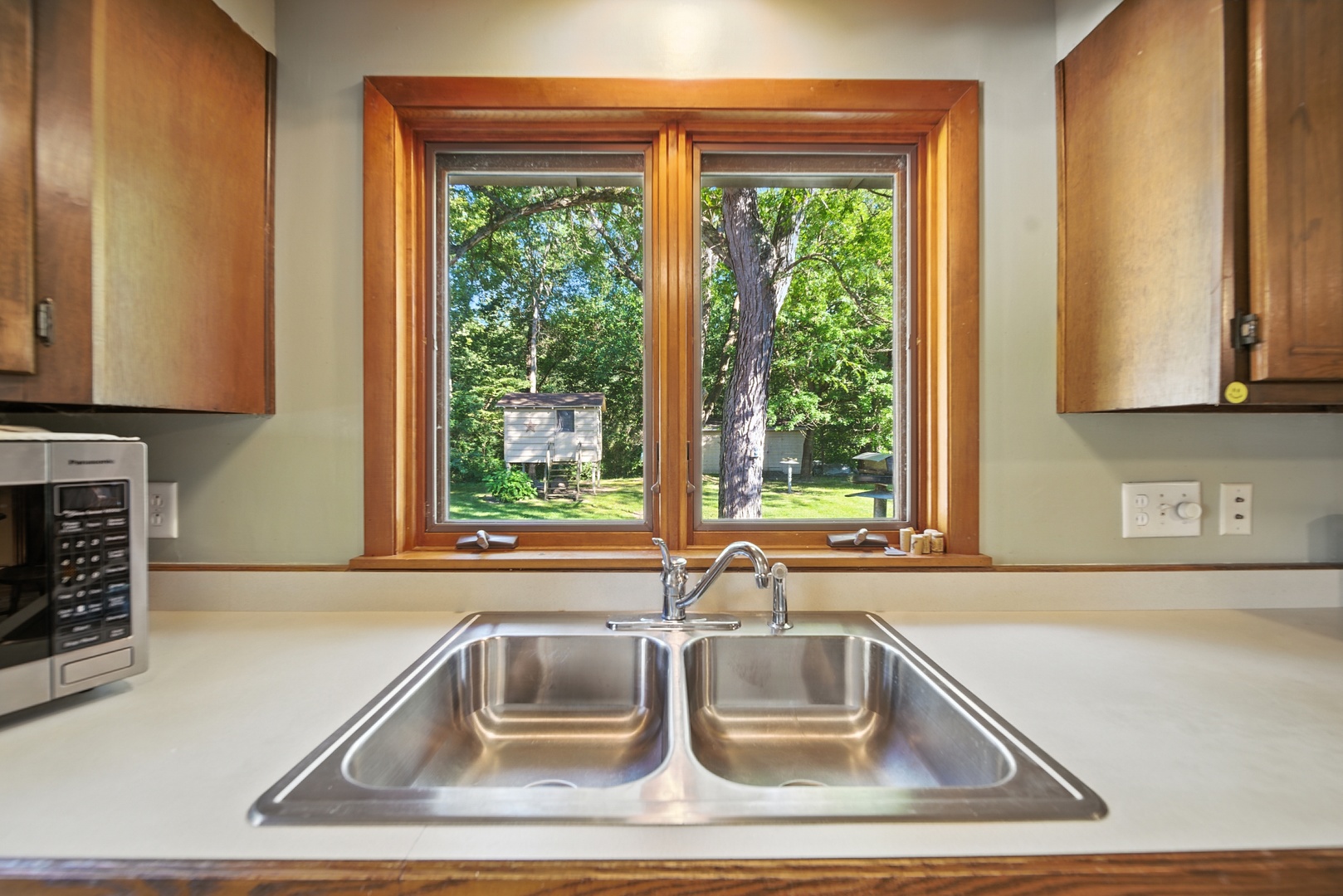 8505 South Clinton Street Dixon, IL 61021 - Photo 10 of 53