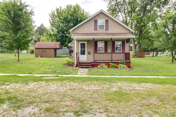 $128,000 | 821 Locust, Carrollton, IL 62016