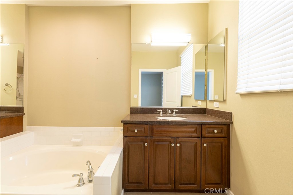 89 East Commonwealth Avenue, Unit 1D Alhambra, CA 91801 - Photo 22 of 35