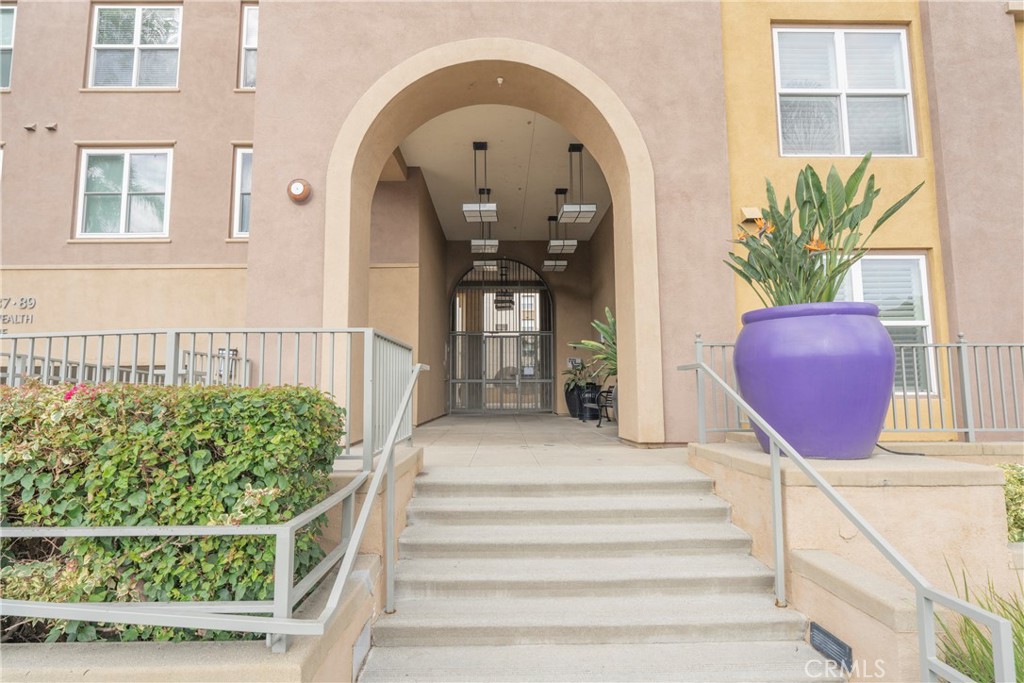 89 East Commonwealth Avenue, Unit 1D Alhambra, CA 91801 - Photo 33 of 35