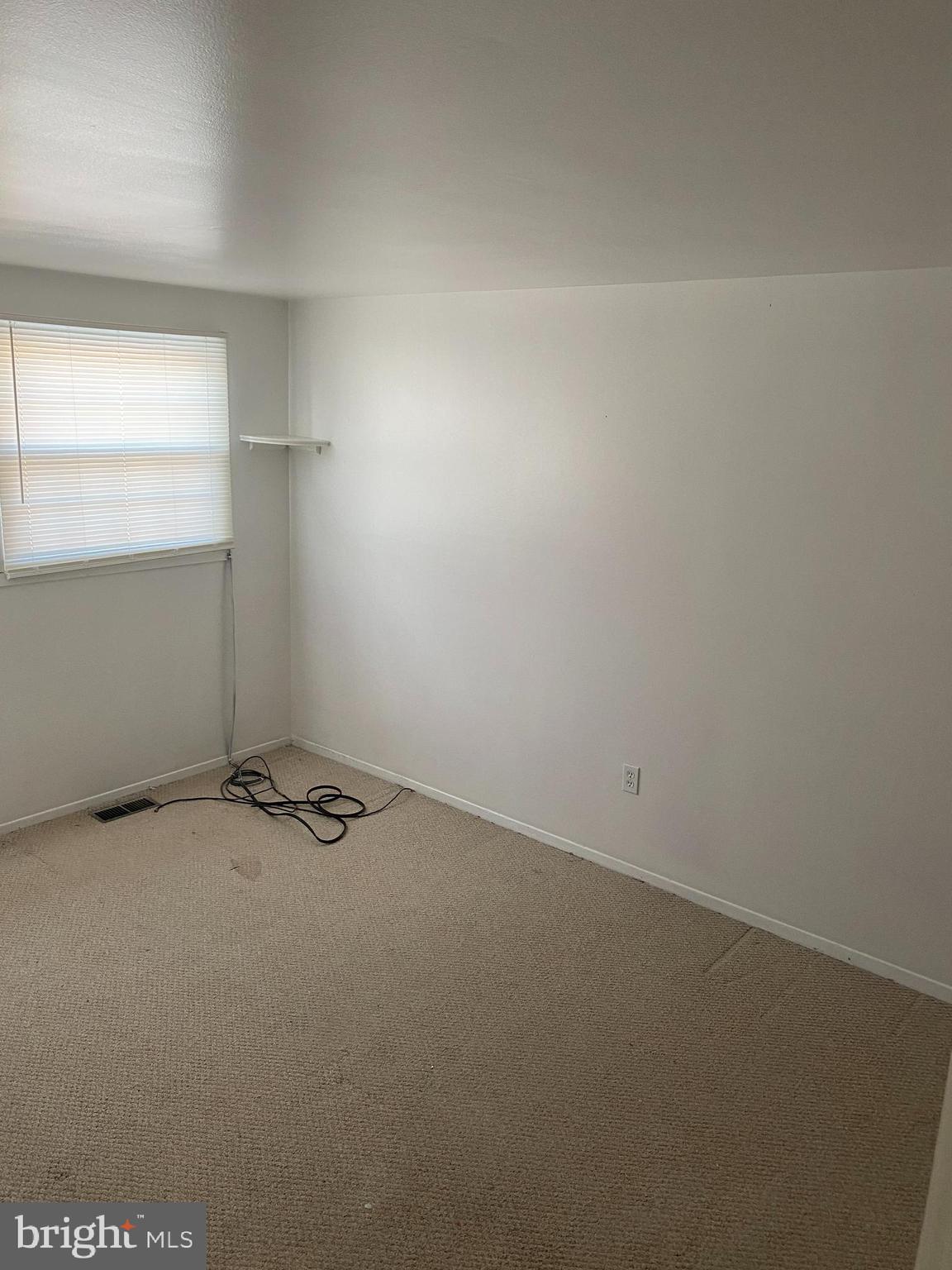 24 Roxborough Place Willingboro, NJ 08046 - Photo 8 of 15 Gallery Image 8