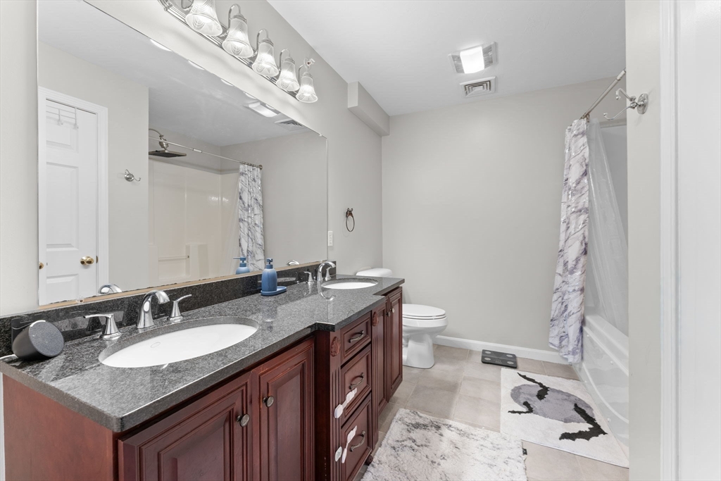 717 Hampton Way, Unit 717 Abington, MA 02351 - Photo 21 of 33