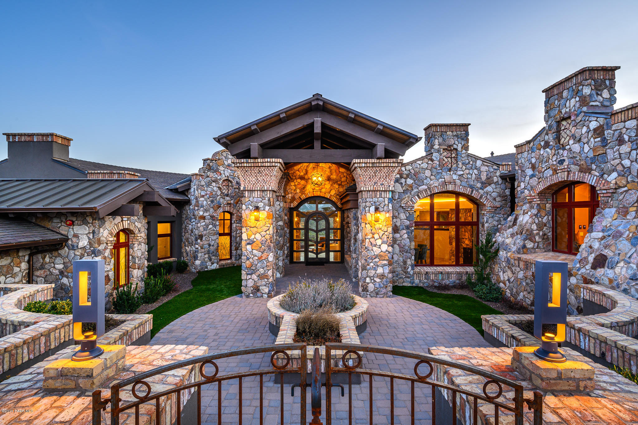 6785 West Almosta Ranch Road Prescott, AZ 86305 - Photo 8 of 81 a view of multiple houses with a yard