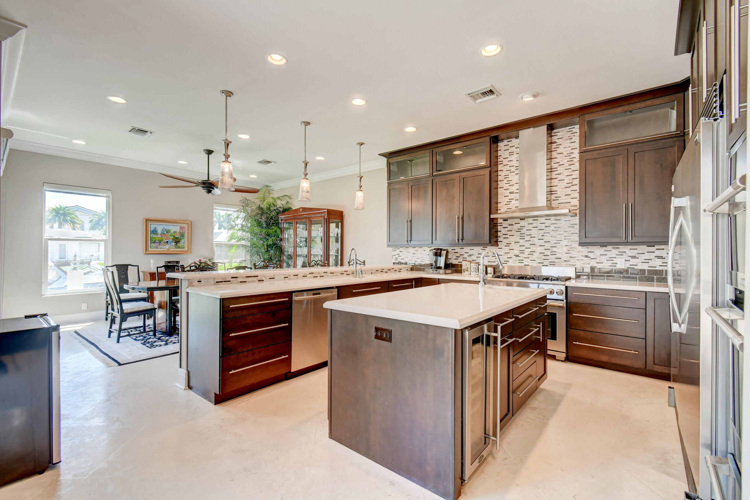 590 Phillips Drive Boca Raton, FL 33432 - Photo 9 of 33 Kitchen