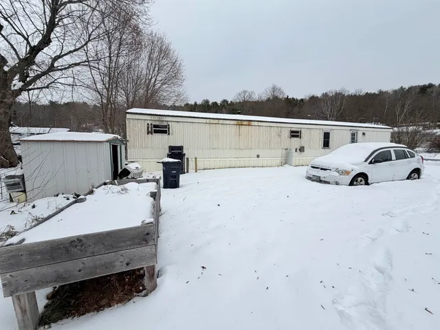 $50,000 | 56 Daniels Drive, Enfield, NH 03748