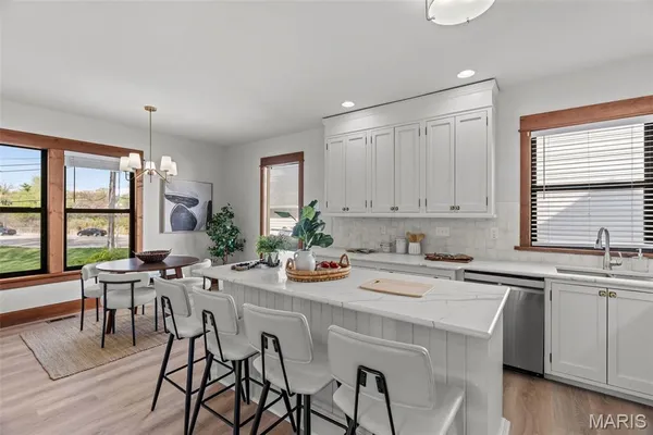 $349,900 | 331 Reighley Place, Florissant, MO 63031