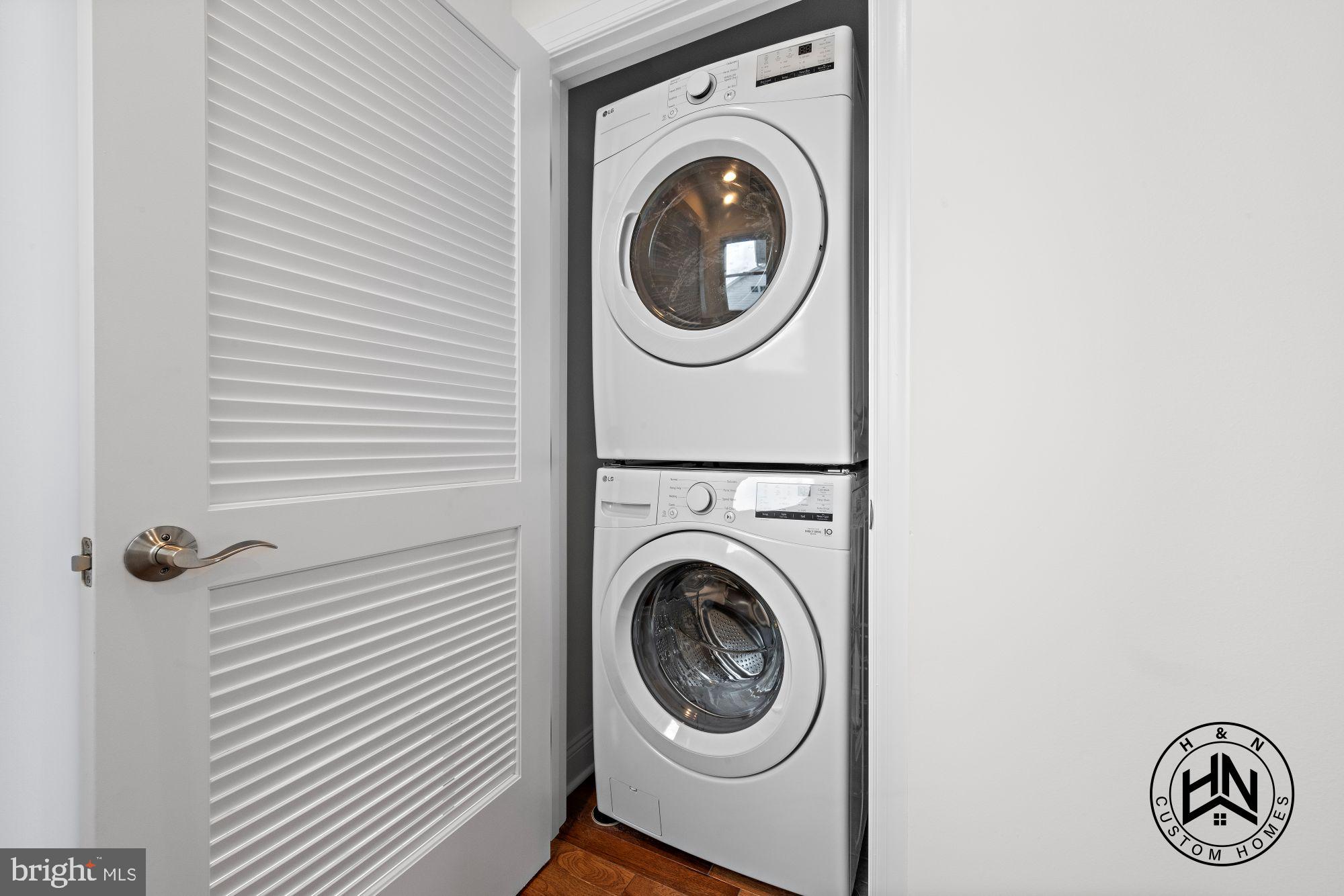 24 West 53rd Street Long Beach Township, NJ 08008 - Photo 55 of 75 a utility room with dryer and washer