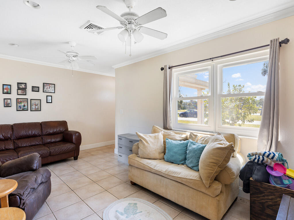 6704 Eden Road Fort Pierce, FL 34951 - Photo 11 of 32 0B2A8887