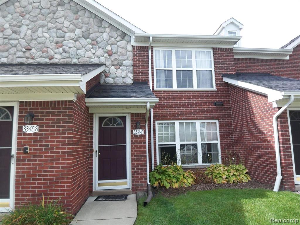 33492 Utica Road, Unit 4 Fraser, MI 48026 - Photo 1 of 24