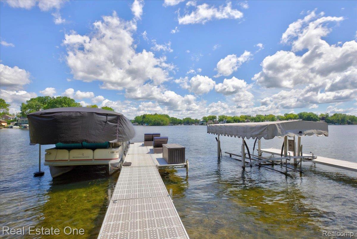 836 Pine Tree Road West Lake Orion, MI 48362 - Photo 66 of 96 63-2026.06.23_SFodor_PineTreeLO122.jpg