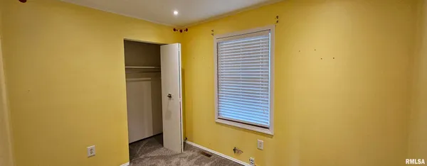 $84,900 | 93 Seminole Street, McClure, IL 62957