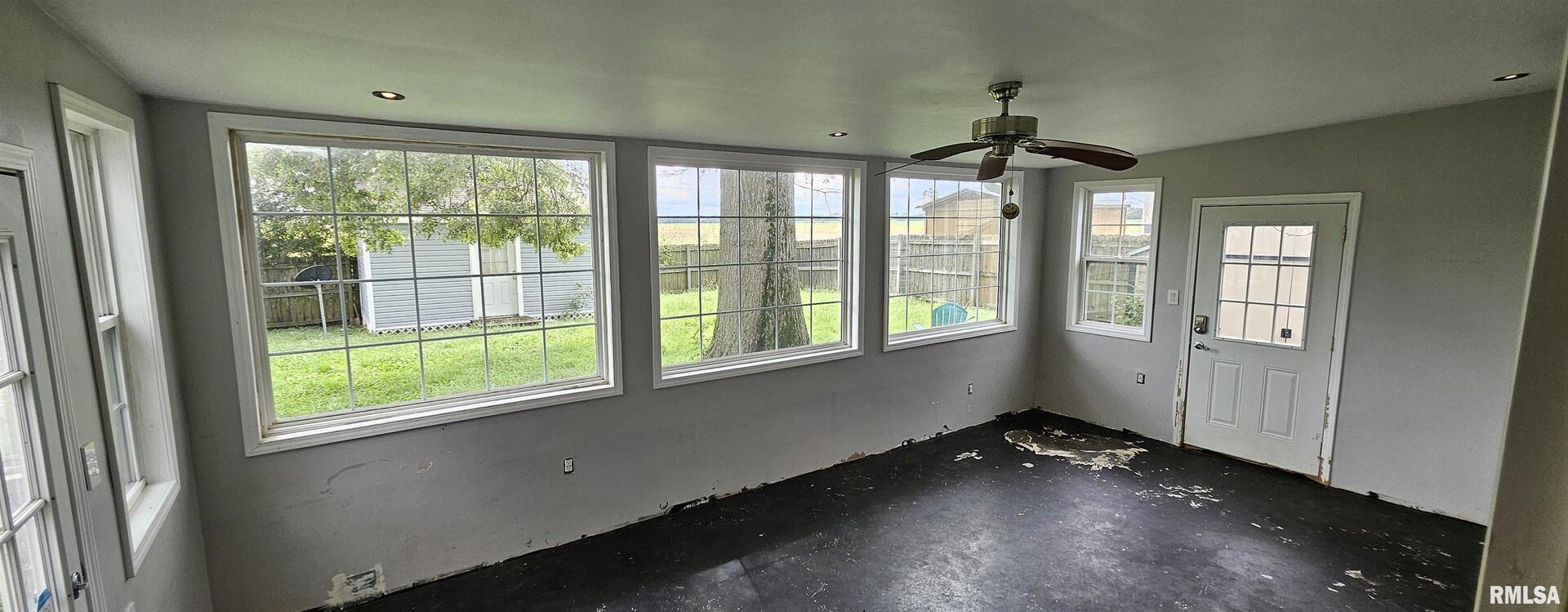 93 Seminole Street McClure, IL 62957 - Photo 12 of 12