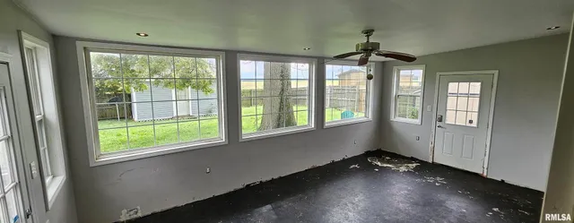 $84,900 | 93 Seminole Street, McClure, IL 62957