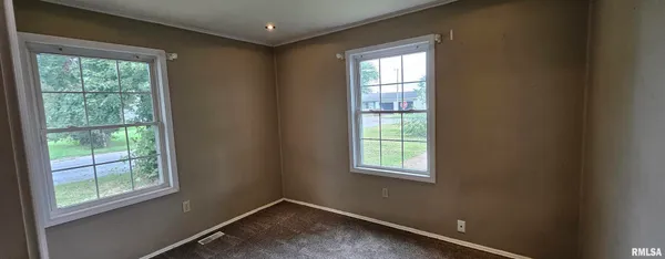 $84,900 | 93 Seminole Street, McClure, IL 62957