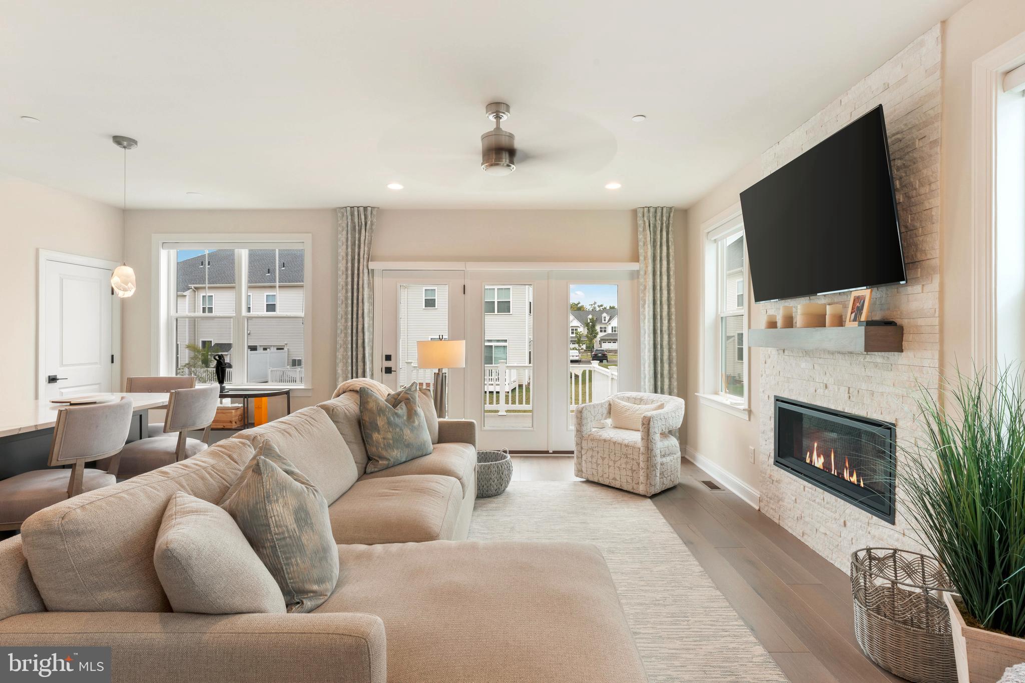 55 Parry Way Warminster, PA 18974 - Photo 15 of 43