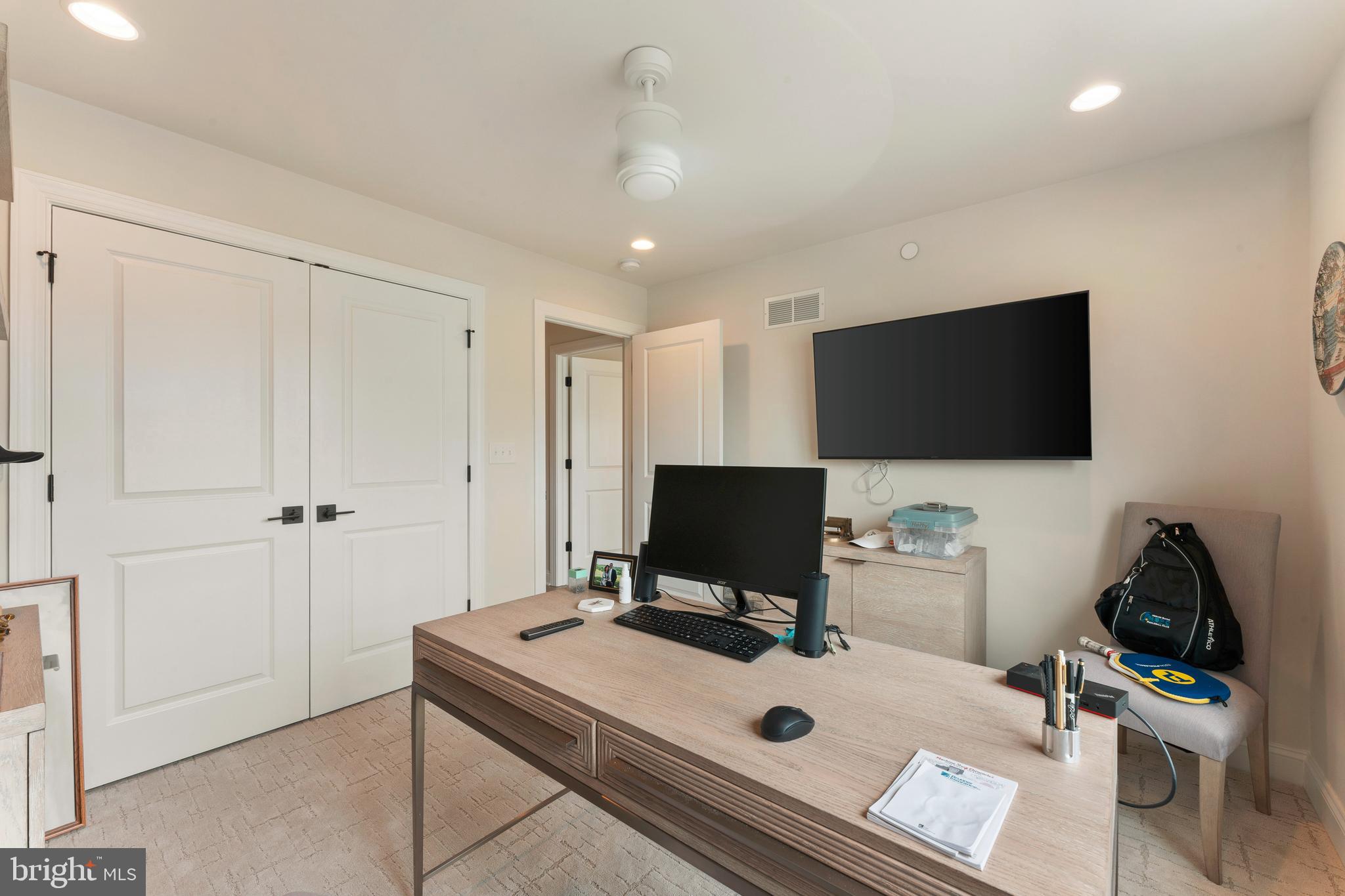 55 Parry Way Warminster, PA 18974 - Photo 35 of 43