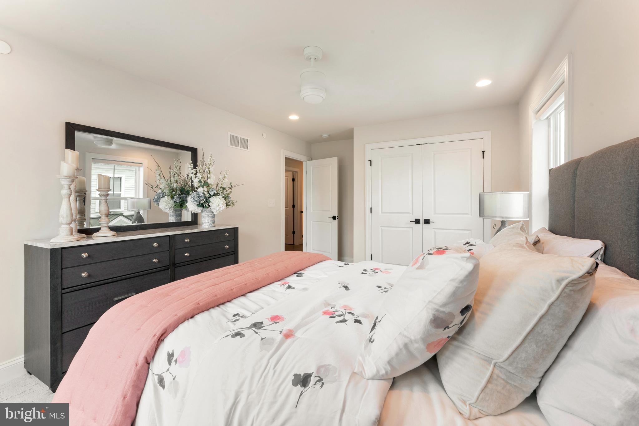 55 Parry Way Warminster, PA 18974 - Photo 37 of 43