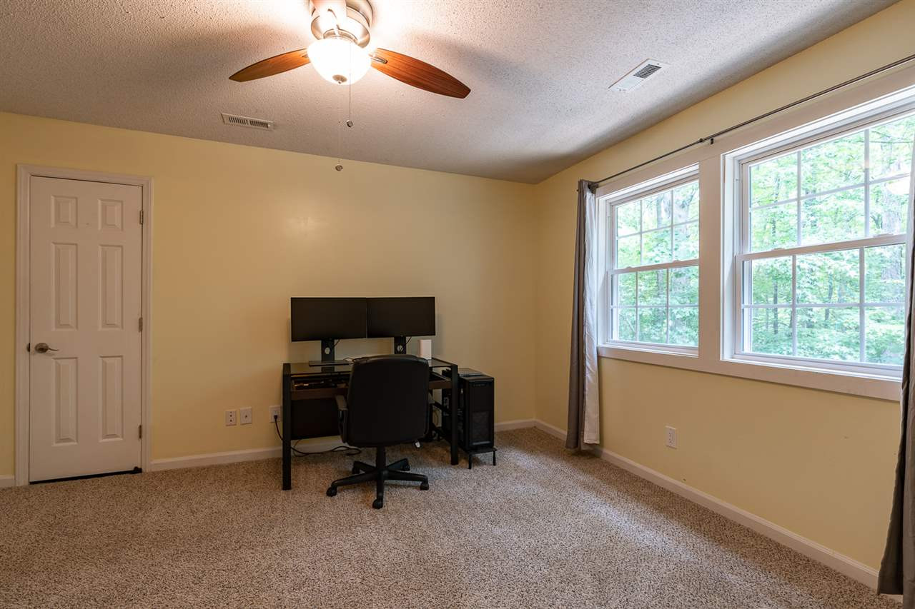 5720 Roslyn Road Durham, NC 27712 - Photo 20 of 28 Photo 20