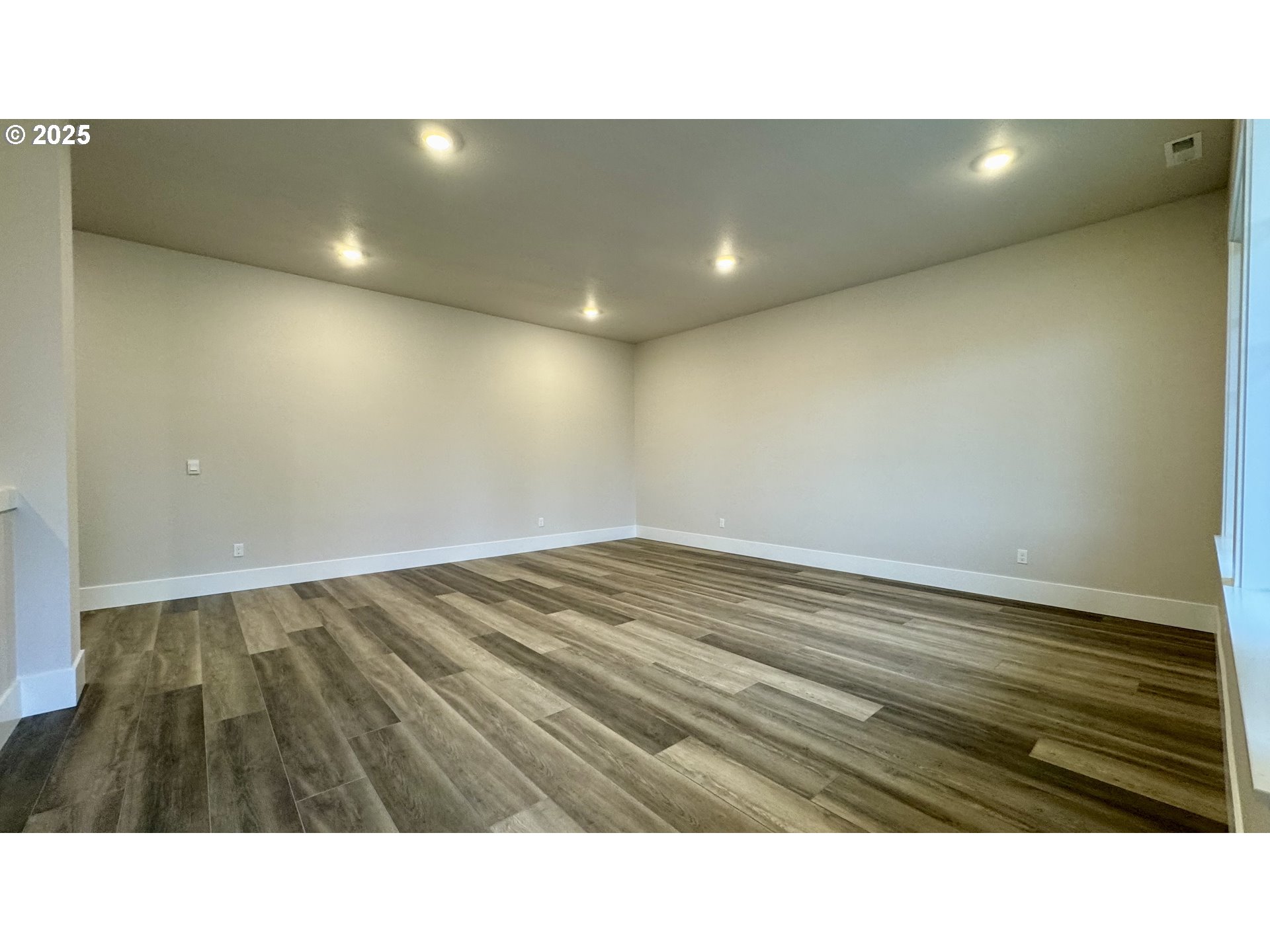 11751 Southwest Hayrick Terrace Beaverton, OR 97007 - Photo 27 of 32