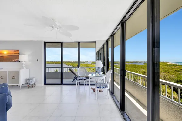 $8,000 | 5550 North Ocean Drive, Unit 7C, Singer Island, FL 33404