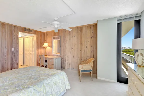 $8,000 | 5550 North Ocean Drive, Unit 7C, Singer Island, FL 33404