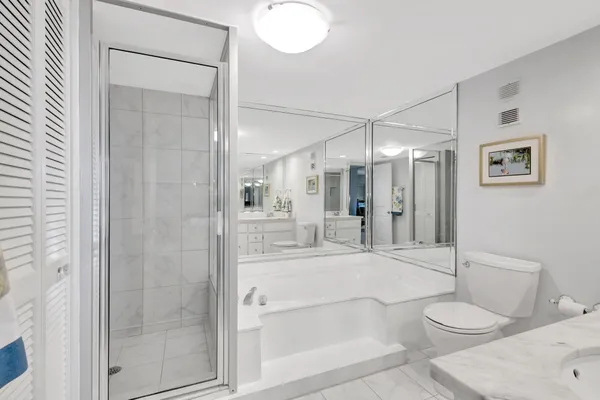 $8,000 | 5550 North Ocean Drive, Unit 7C, Singer Island, FL 33404
