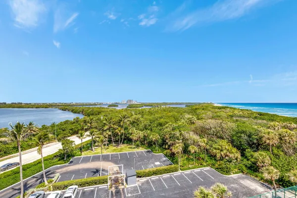 $8,000 | 5550 North Ocean Drive, Unit 7C, Singer Island, FL 33404