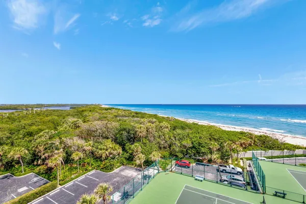 $8,000 | 5550 North Ocean Drive, Unit 7C, Singer Island, FL 33404