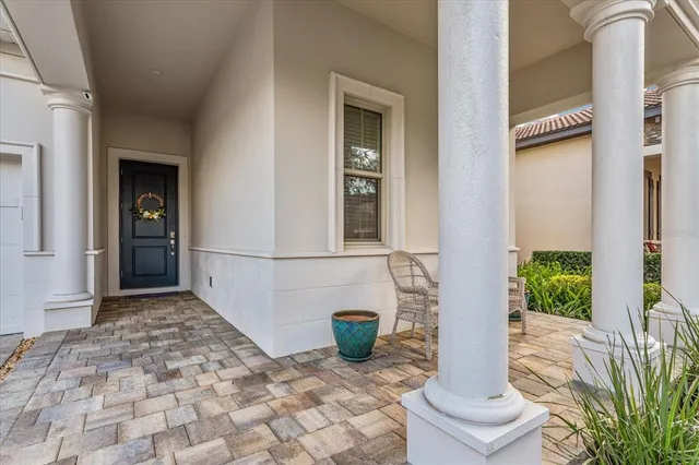 $1,190,000 | 15136 Canoe Place, Winter Garden, FL 34787