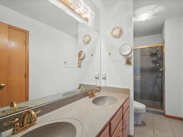 $319,000 | 1969 Baintree Road, Lake Summerset, IL 61019