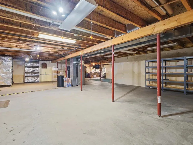 $319,000 | 1969 Baintree Road, Lake Summerset, IL 61019